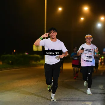 Runner Photo 7721163