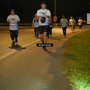 Runner Photo 7721191