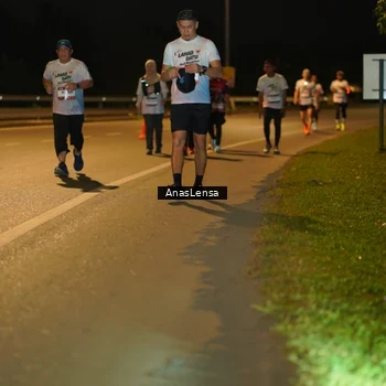 Runner Photo 7721198