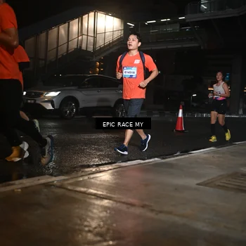 Runner Photo 7721203