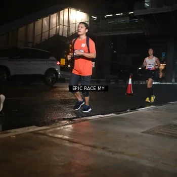 Runner Photo 7721209