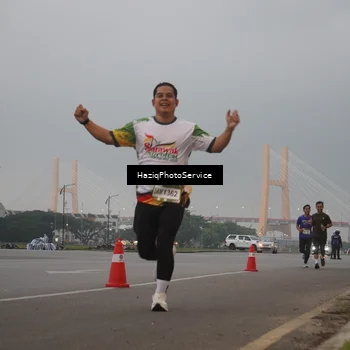 Runner Photo 7721220