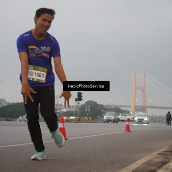 Runner Photo 7721258