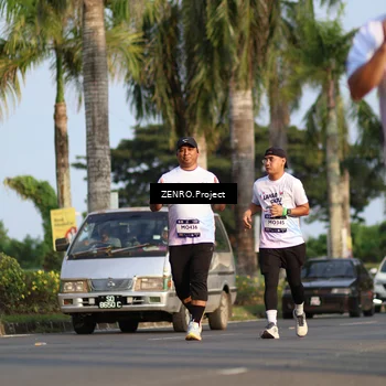 Runner Photo 7721261