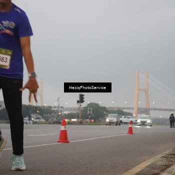 Runner Photo 7721267