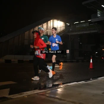 Runner Photo 7721277