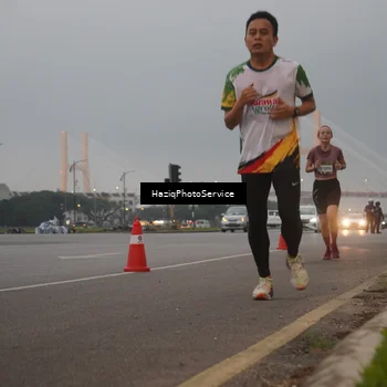 Runner Photo 7721286