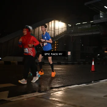 Runner Photo 7721295