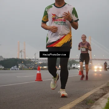 Runner Photo 7721297