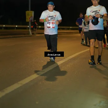 Runner Photo 7721314