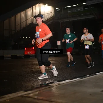 Runner Photo 7721319