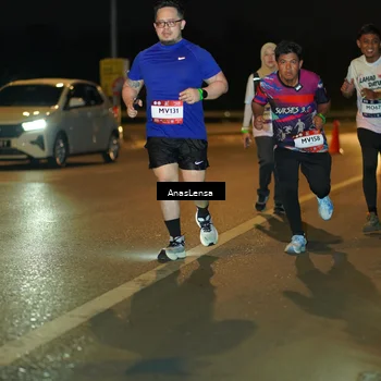 Runner Photo 7721330
