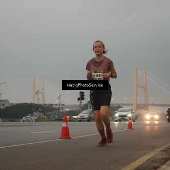 Runner Photo 7721337