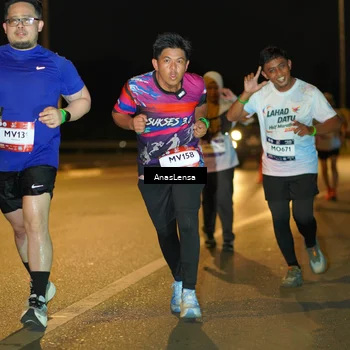 Runner Photo 7721339