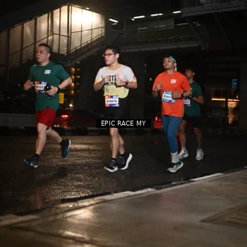 Runner Photo 7721349