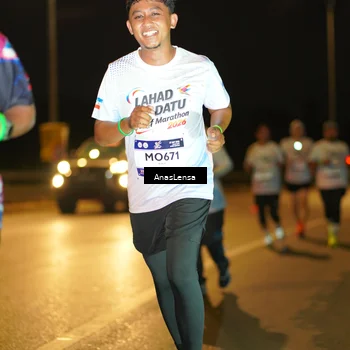 Runner Photo 7721355