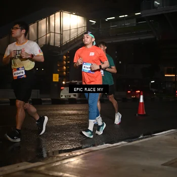 Runner Photo 7721357