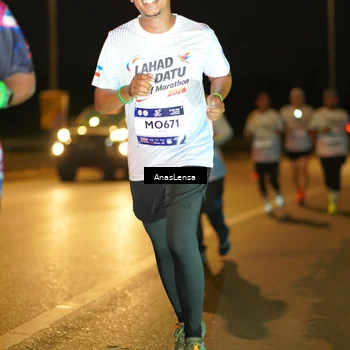 Runner Photo 7721358