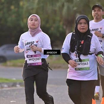 Runner Photo 7721359