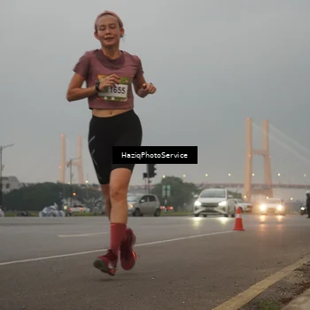 Runner Photo 7721365