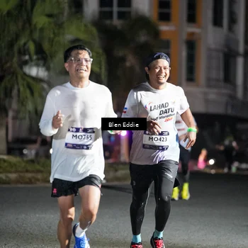 Runner Photo 7721367