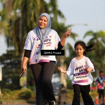 Runner Photo 7721374
