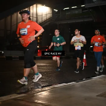 Runner Photo 7721389