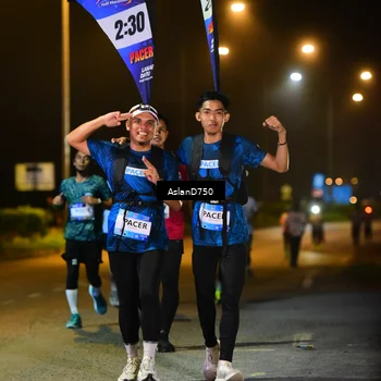 Runner Photo 7721394