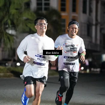 Runner Photo 7721399