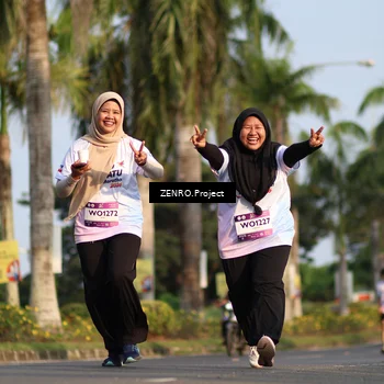 Runner Photo 7721401