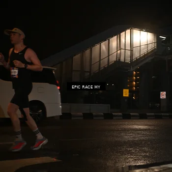 Runner Photo 7721411