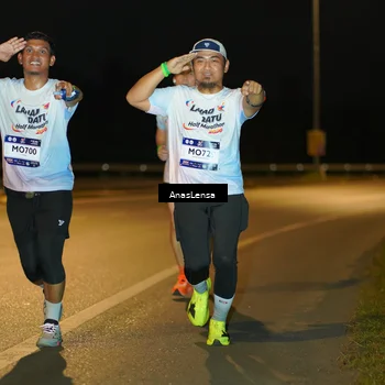 Runner Photo 7721421