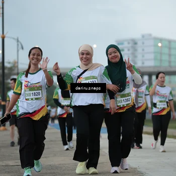 Runner Photo 7721424