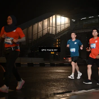 Runner Photo 7721428