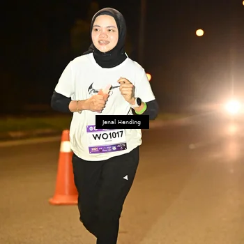 Runner Photo 7721440