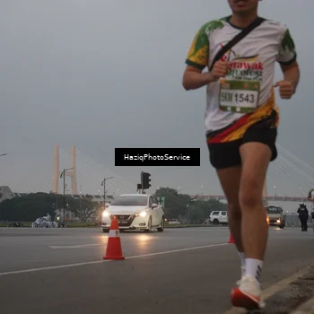 Runner Photo 7721465