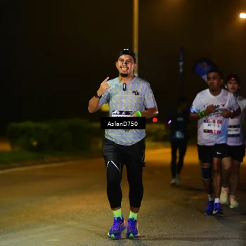 Runner Photo 7721475