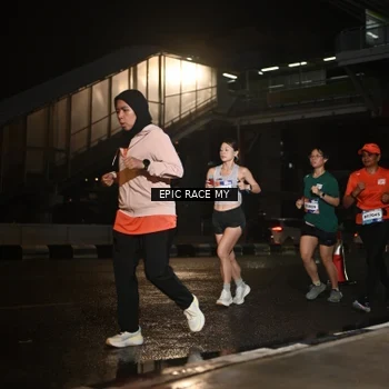 Runner Photo 7721478