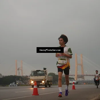 Runner Photo 7721484