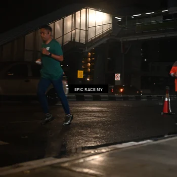 Runner Photo 7721492
