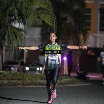Runner Photo 7721502