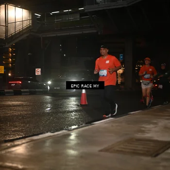 Runner Photo 7721544