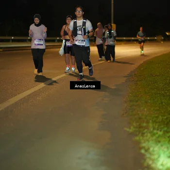 Runner Photo 7721575