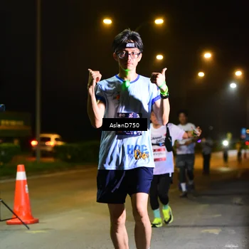 Runner Photo 7721584