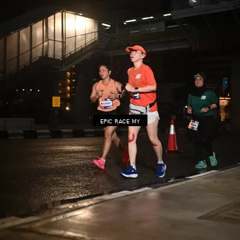 Runner Photo 7721592