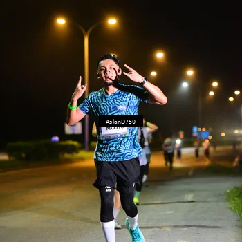 Runner Photo 7721597