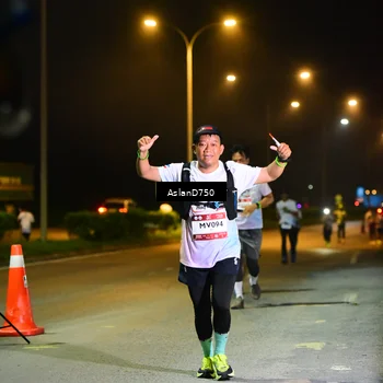 Runner Photo 7721598