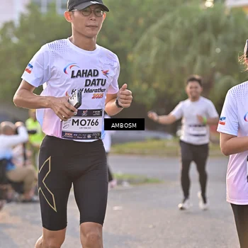 Runner Photo 7721605