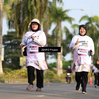 Runner Photo 7721618