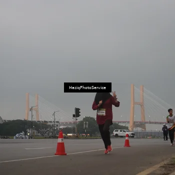 Runner Photo 7721655